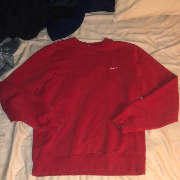 red nike crewneck vintage